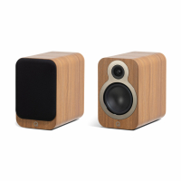 Q Acoustics 3030c stativhøyttalere, eik par