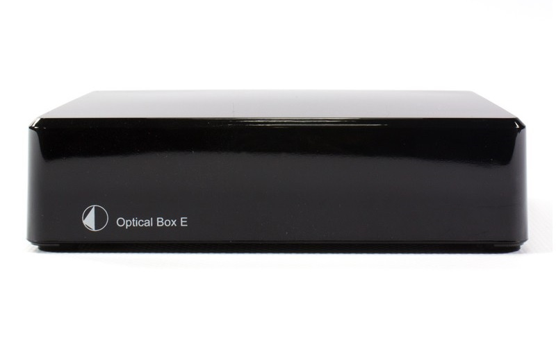 Pro-Ject Optical Box E Phono, RIAA-trinn med optisk utgang for platespiller, svart
