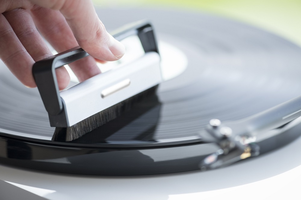 Pro-Ject Brush It, platespillerkost i karbonfiber