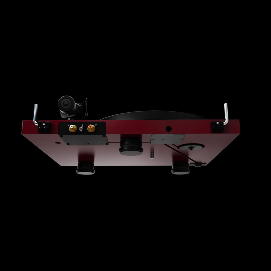 Pro-Ject Debut EVO 2 platespiller med Pick-It MM EVO-pickup, matt vinrød