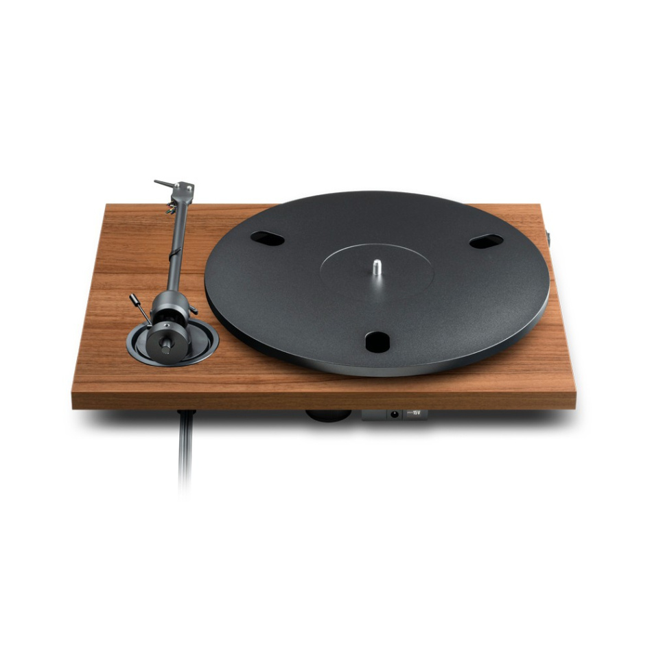 Pro-Ject E1.2 platespiller med forhåndsmontert Pick It MM E-pickup, valnøtt