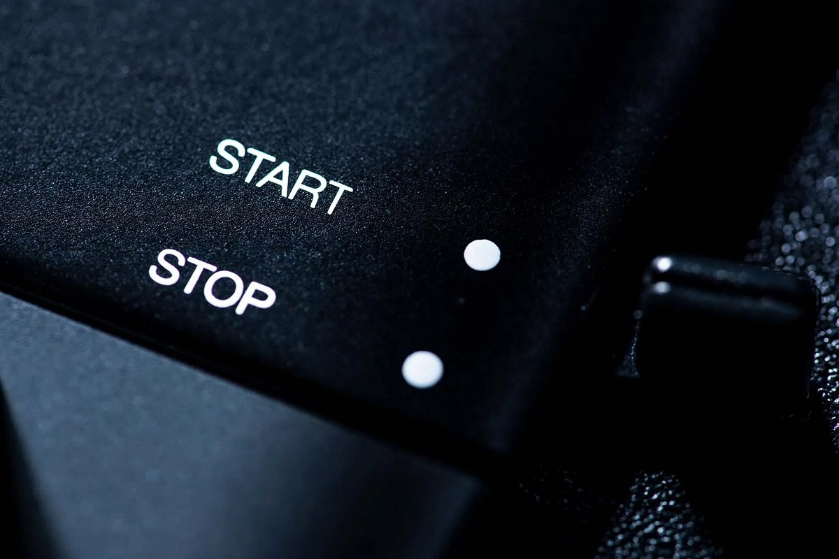 Pro-Ject A1.2 helautomatisk platespiller med Ortofon OM10, svart