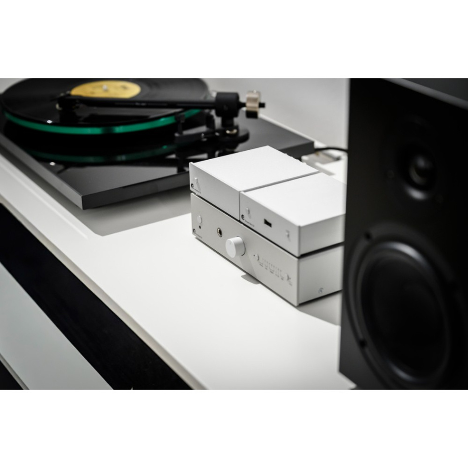 Pro-Ject Pre Box S3 kompakt forforsterker med Bluetooth & DAC, sølv