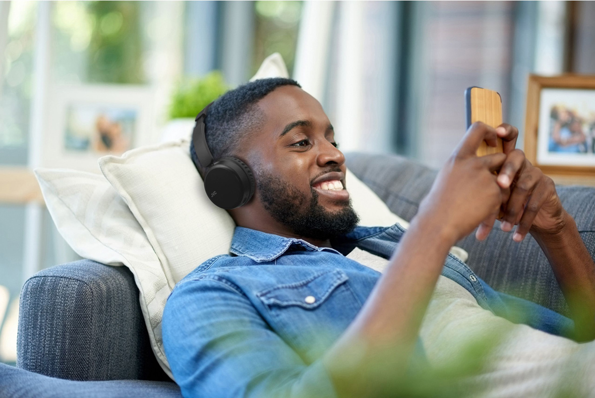 JVC HA-S36W Bluetooth on-ear-hodetelefoner, svart