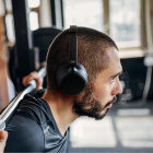 JVC HA-S75N over-ear-hodetelefoner med aktiv støyreduksjon JVC HA-S75N over-ear-hodetelefoner med aktiv støyreduksjon