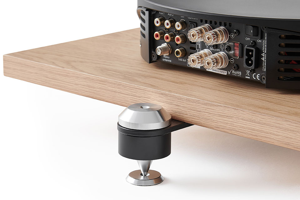 Norstone Copenhagen 2, hyllplan i eik modulært Hifi-rack