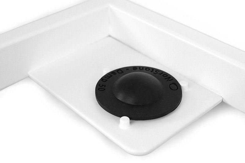 NorStone Esse WS vegghylle for platespiller og elektronikk, eik