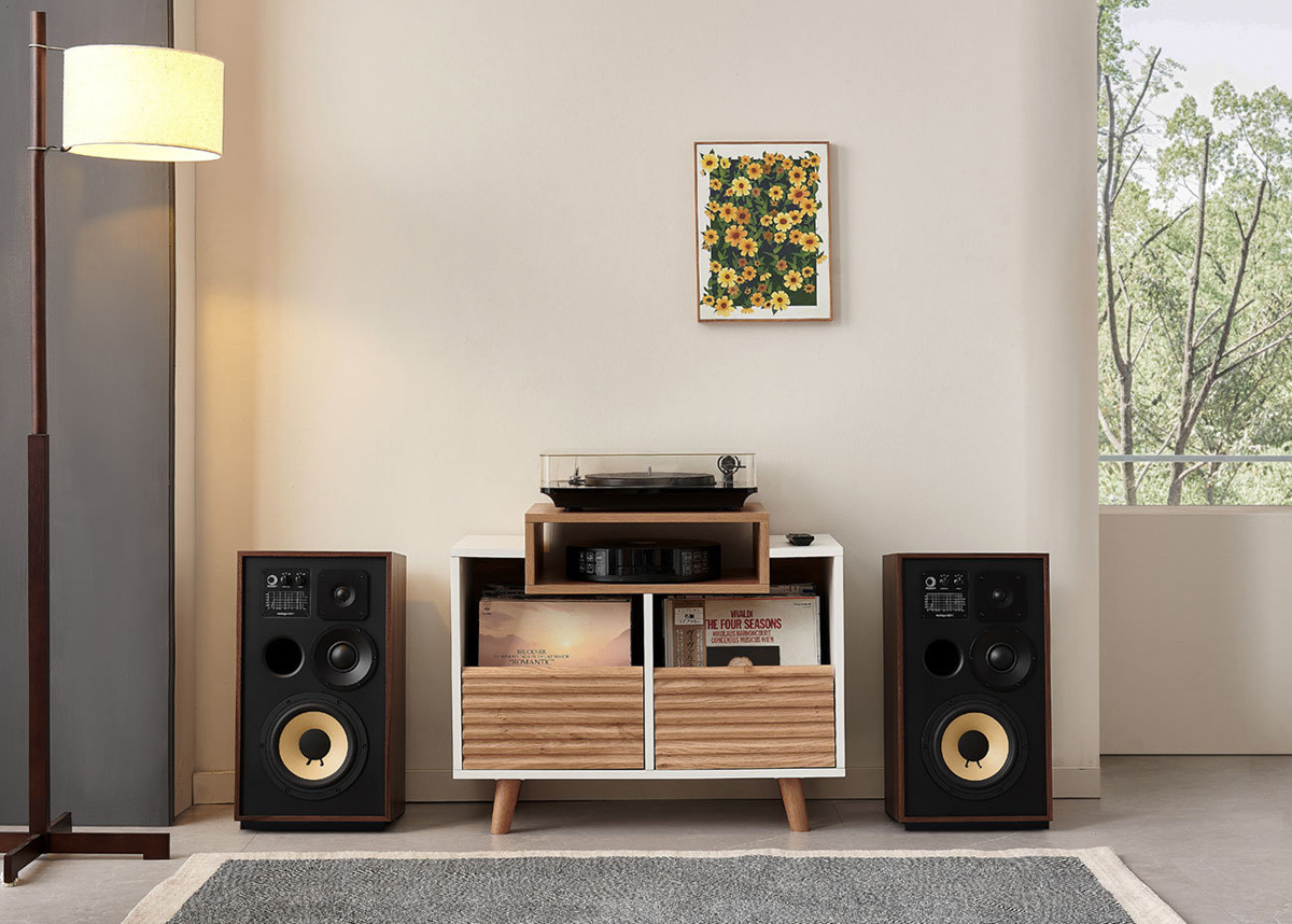 NorStone Oslo Vinyl 800 mediabenk for platespiller & elektronikk, lys eik/hvit