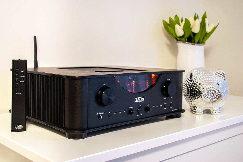 TAGA Harmony HTA-2000B v2 rørbestykket stereoforsterker med Bluetooth & DAC, svart