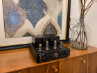 TAGA Harmony HTA-25B rørbestykket stereoforsterker med Bluetooth, svart TAGA Harmony HTA-25B rørbestykket stereoforsterker med Bluetooth, svart