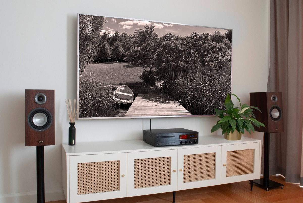 Taga Harmony HTR-1500CD nettverksreceiver med Bluetooth, CD & radio, svart