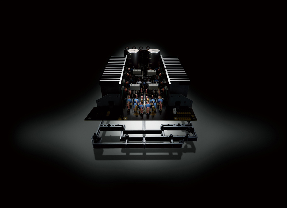 Yamaha A-S501 II stereoforsterker med DAC og RIAA-trinn, sølv