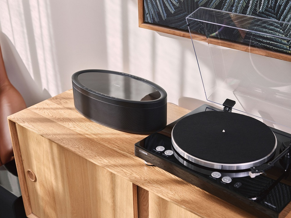 Yamaha MusicCast Vinyl 500 platespiller med nettverk, svart
