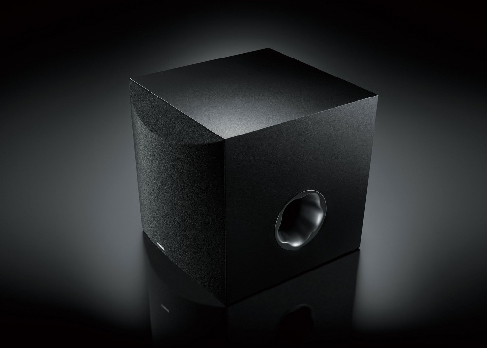 Yamaha NS-SW050 aktiv subwoofer med Twisted Flare Port