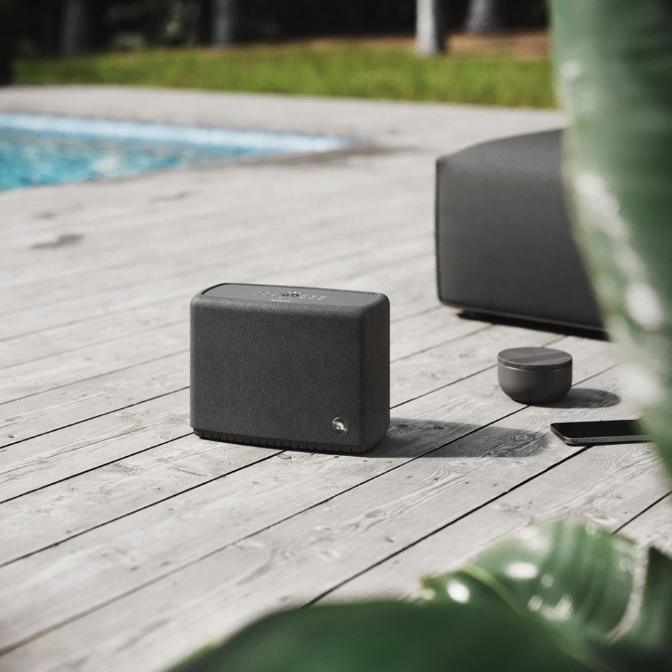 Audio Pro A15 W, IPX2 Wifi-høyttaler med Chromecast & AirPlay 2, svart