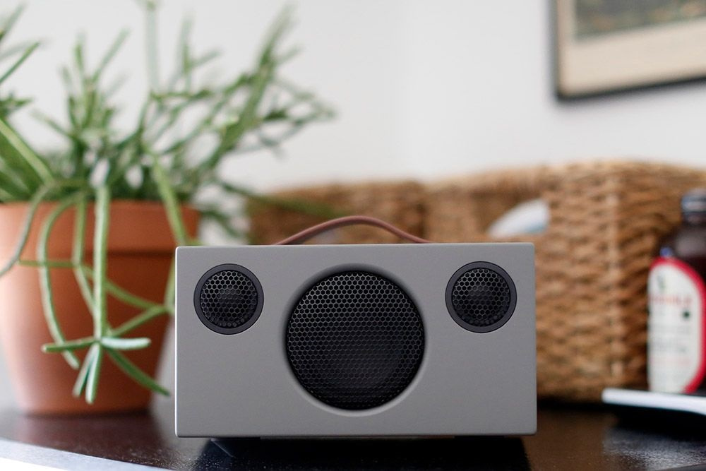 Audio Pro Addon T3+ bærbar Bluetooth-høyttaler, grå