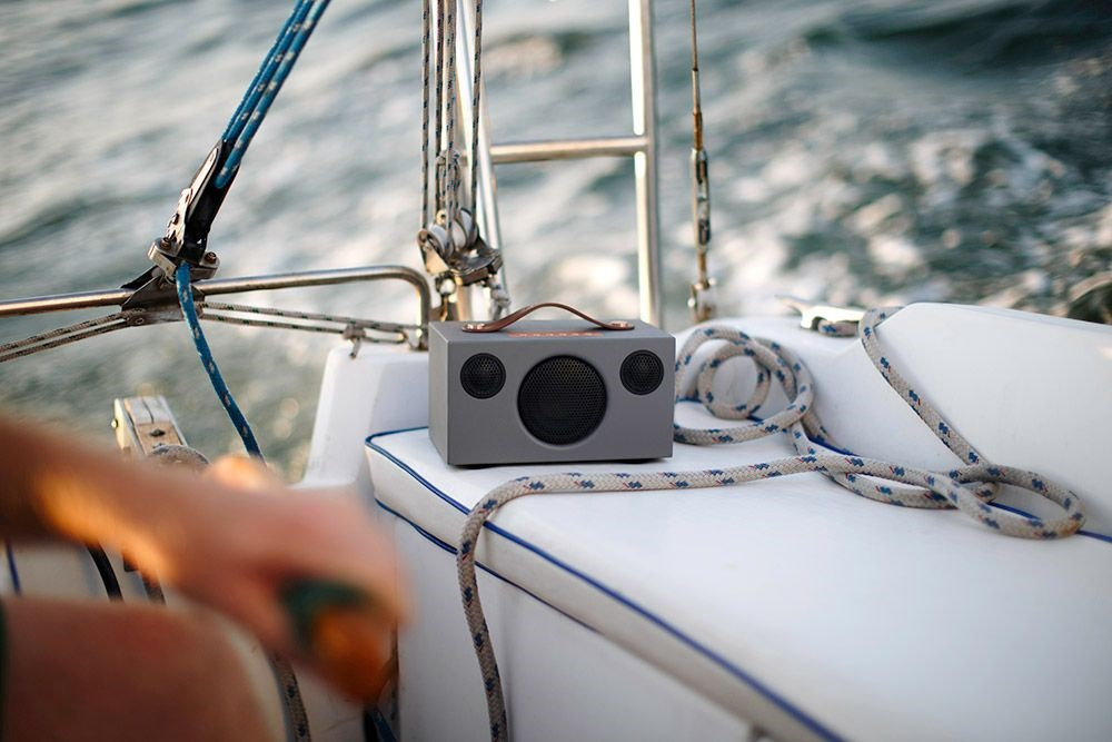 Audio Pro Addon T3+ bærbar Bluetooth-høyttaler, grå