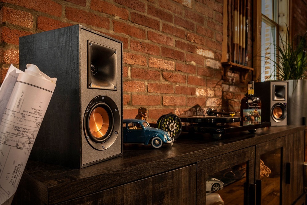 Klipsch R-41PM aktive høyttalere med Bluetooth, RIAA-trinn & DAC, svart par
