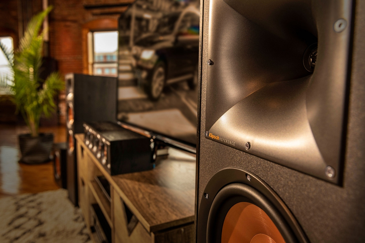 Klipsch R-820F gulvhøyttalere, svart par