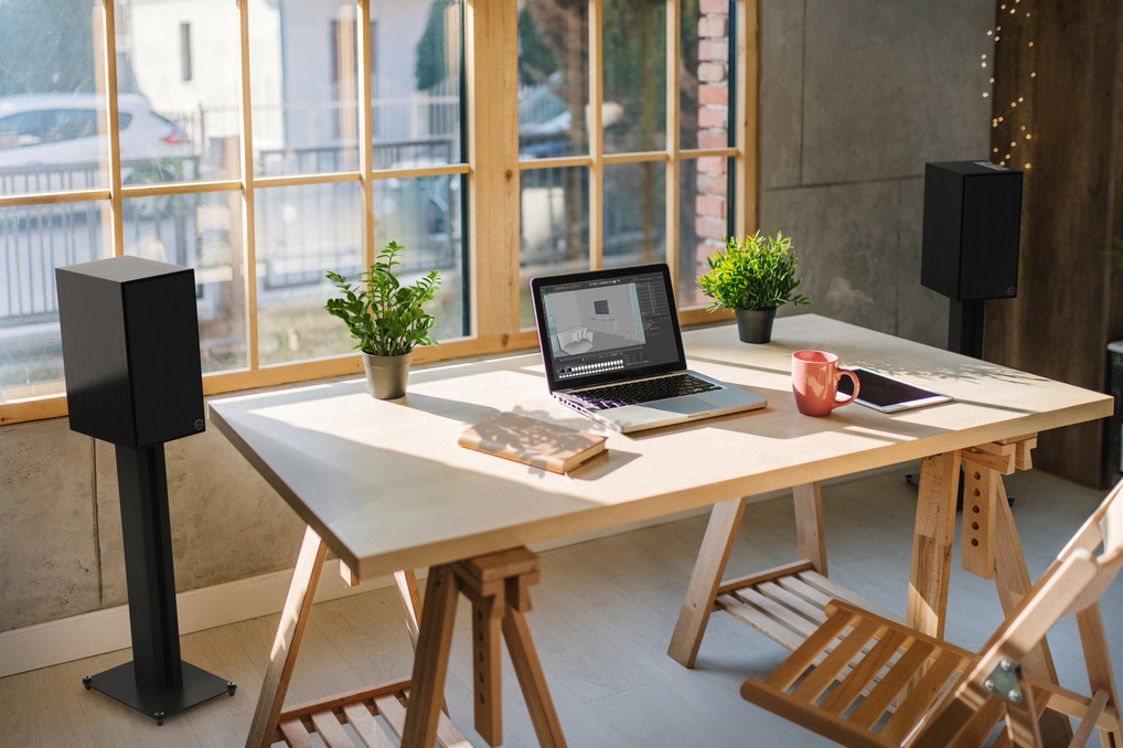 Klipsch The Sevens aktive høyttalere med gratis WiiM Mini, HDMI ARC, Bluetooth & RIAA, svart