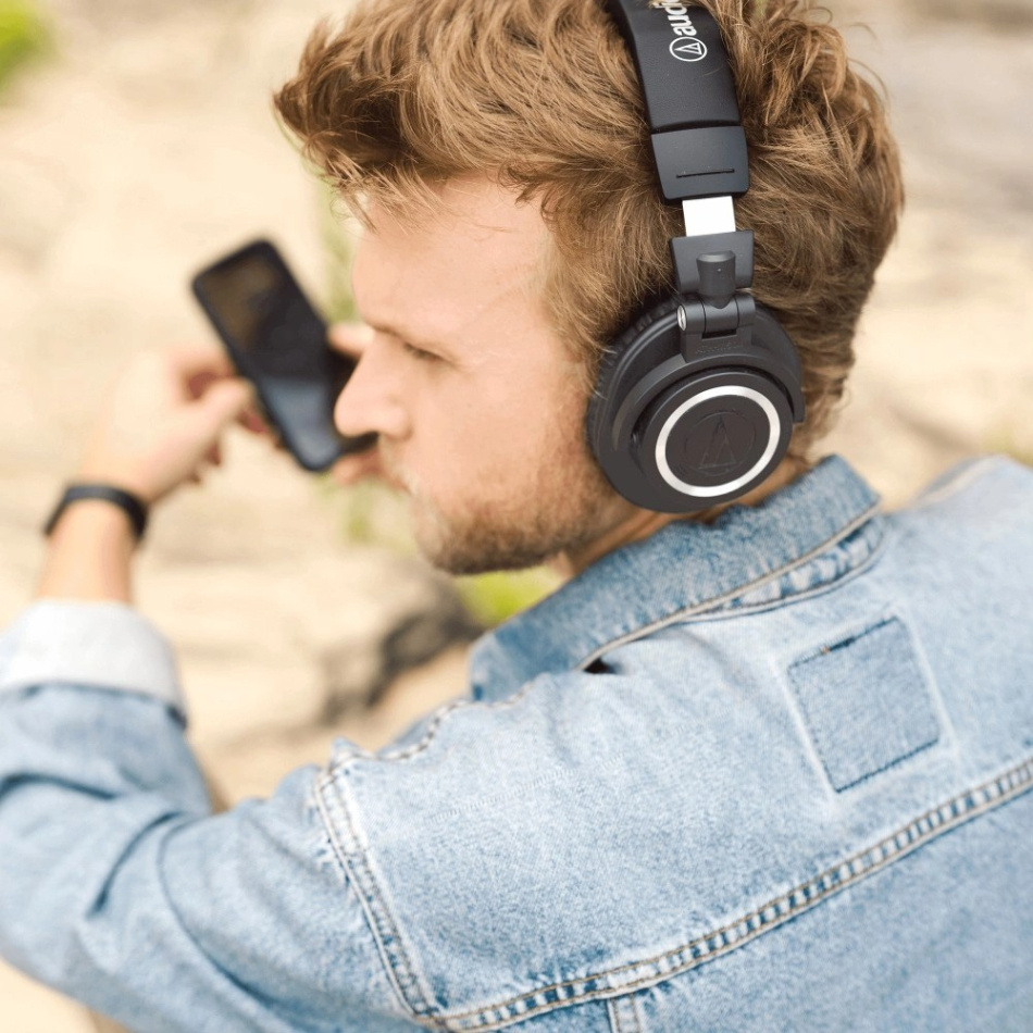 Audio Technica ATH-M50xBT2 trådløse over-ear hodetelefoner, svart