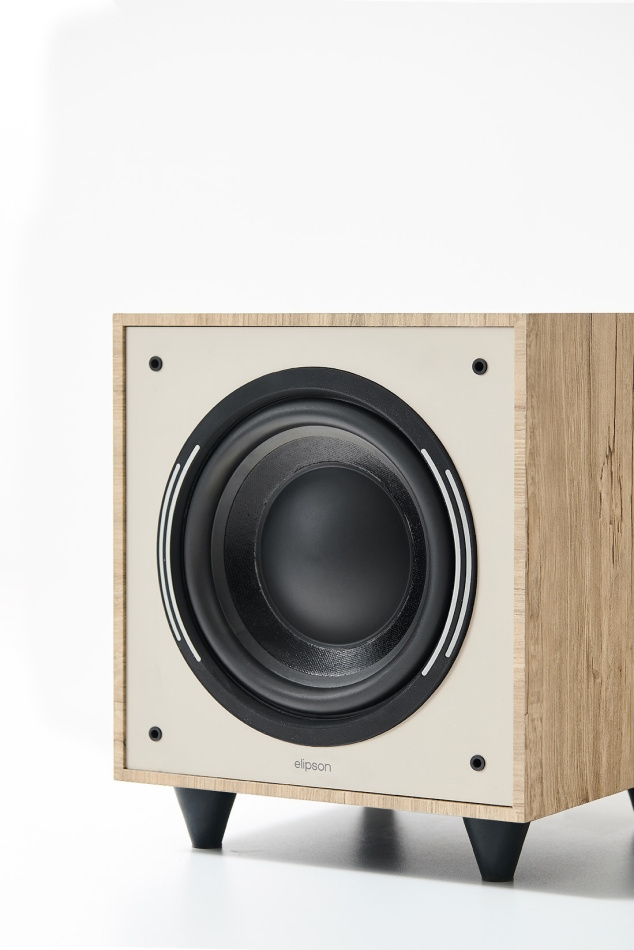 Elipson Horus 8S aktiv subwoofer med passiv slavekon, lys eik