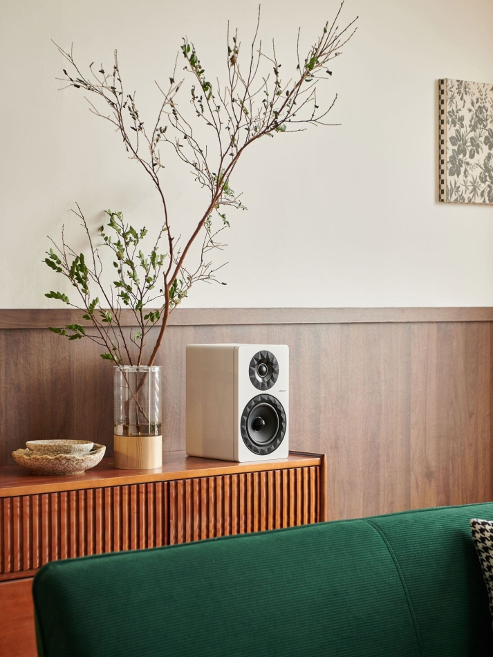 Elipson Prestige Facet II 6B stativhøyttaler, matt hvit par