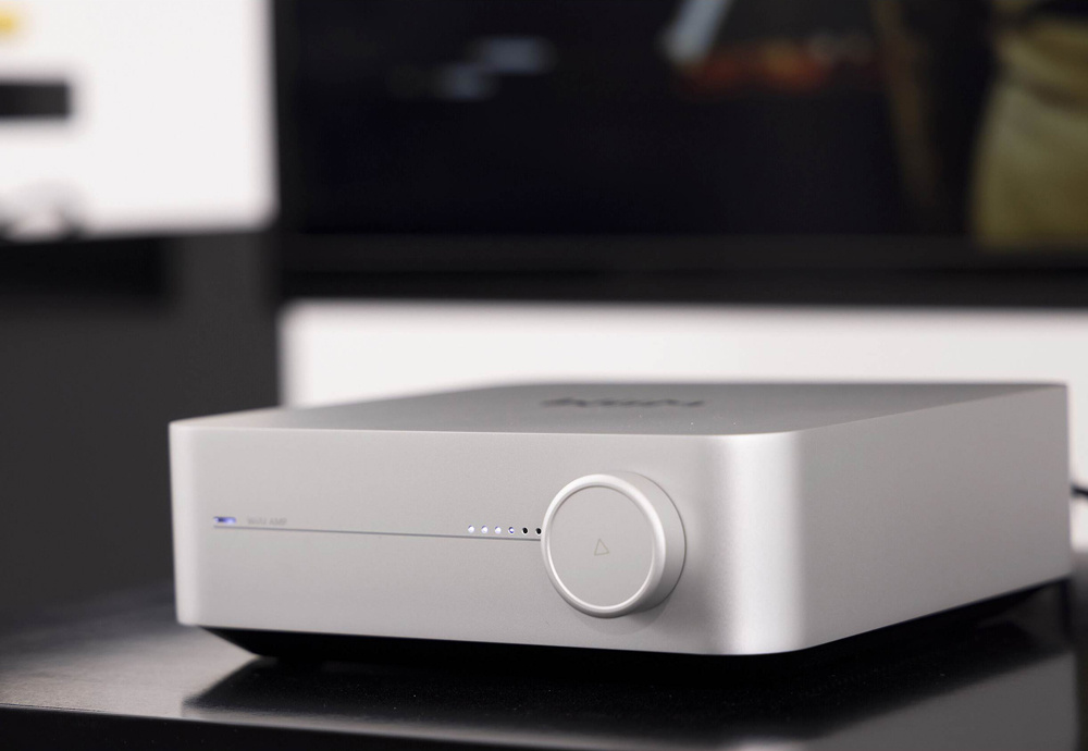 WiiM Amp strømmeforsterker med Chromecast & HDMI ARC, sølv