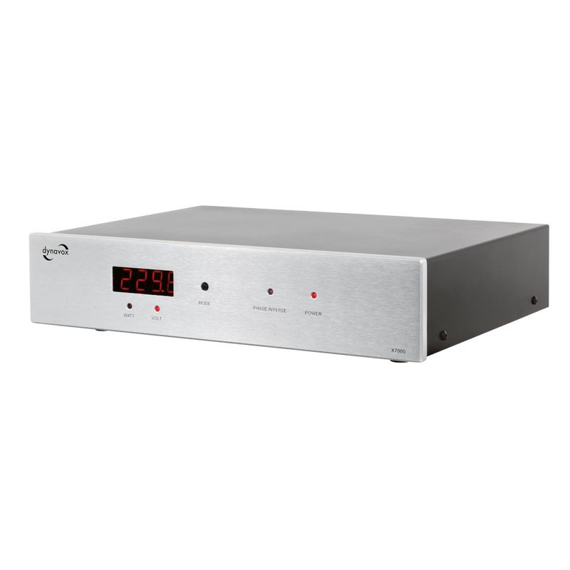 Dynavox X7000 nettfilter med Watt/Volt-display, sølv