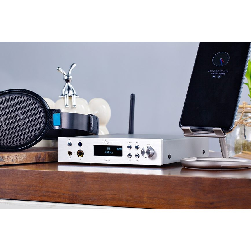 Cayin BTC-2 hodetelefonforsterker med DAC & Bluetooth, sølv