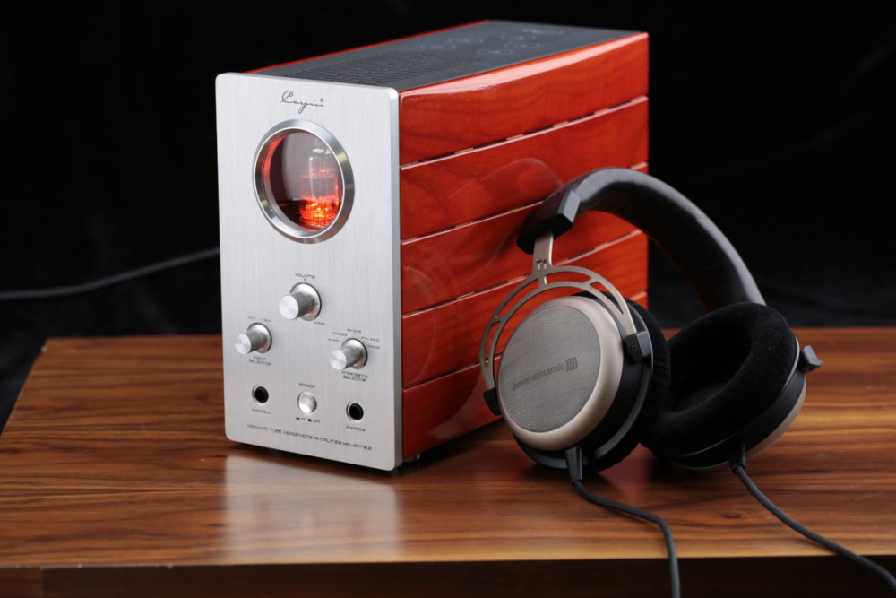 Cayin HA-1A mkII rørbestykket hodetelefonforsterker, sølv