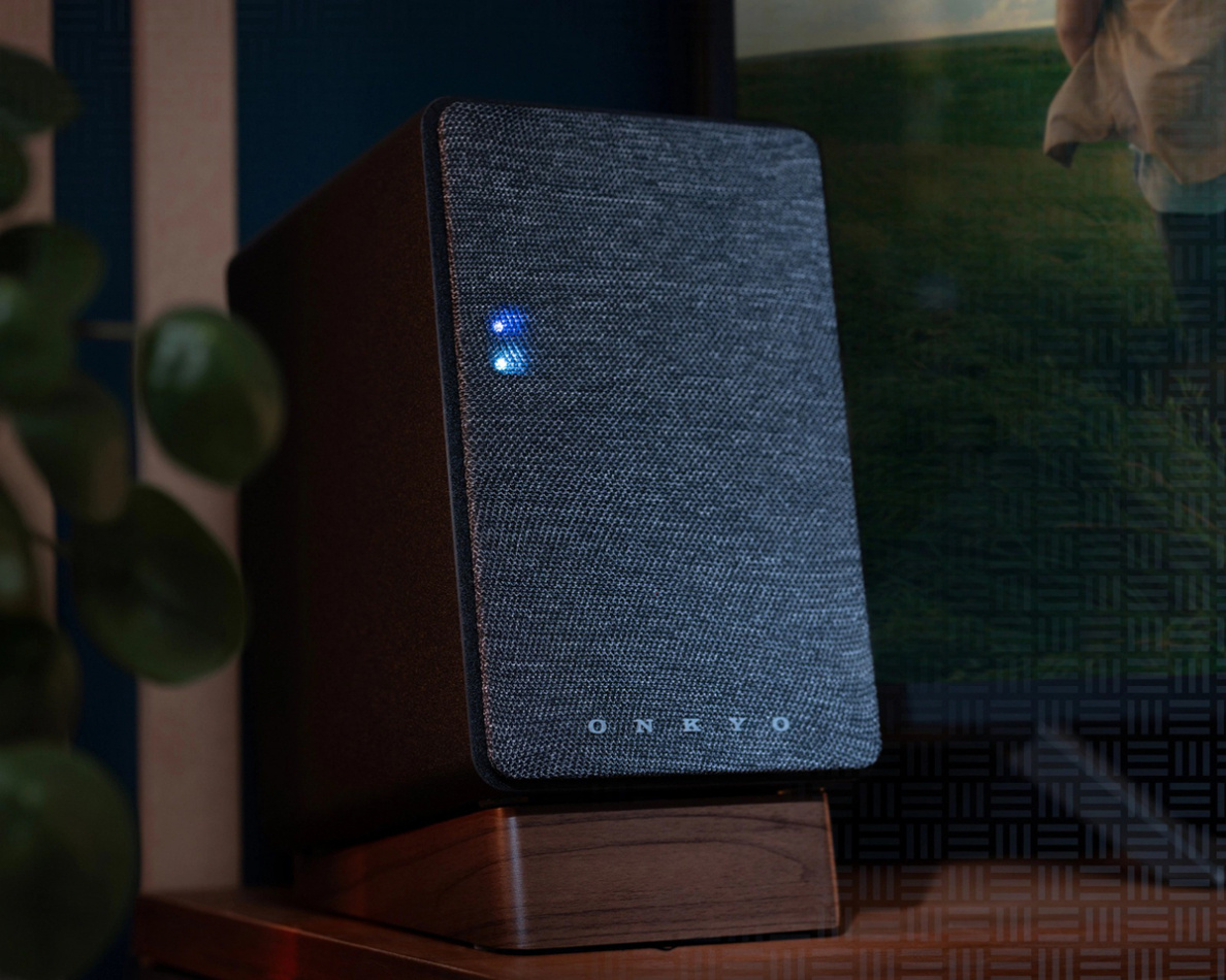 Onkyo GX-10DB aktive stereohøyttalere med Bluetooth, svart par