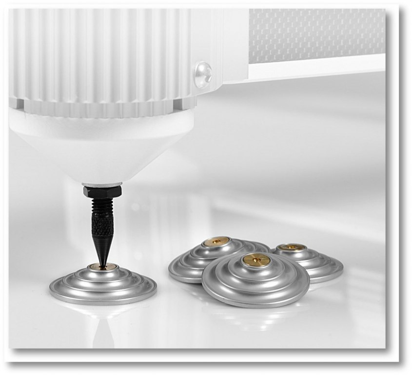 Solid Tech Floor Protectors, 4-pakning sølv