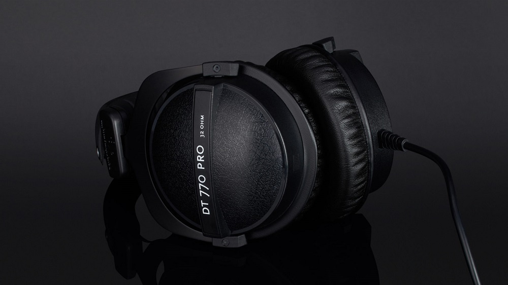 Beyerdynamic DT 770 PRO, lukket hodetelefon 32 Ohm