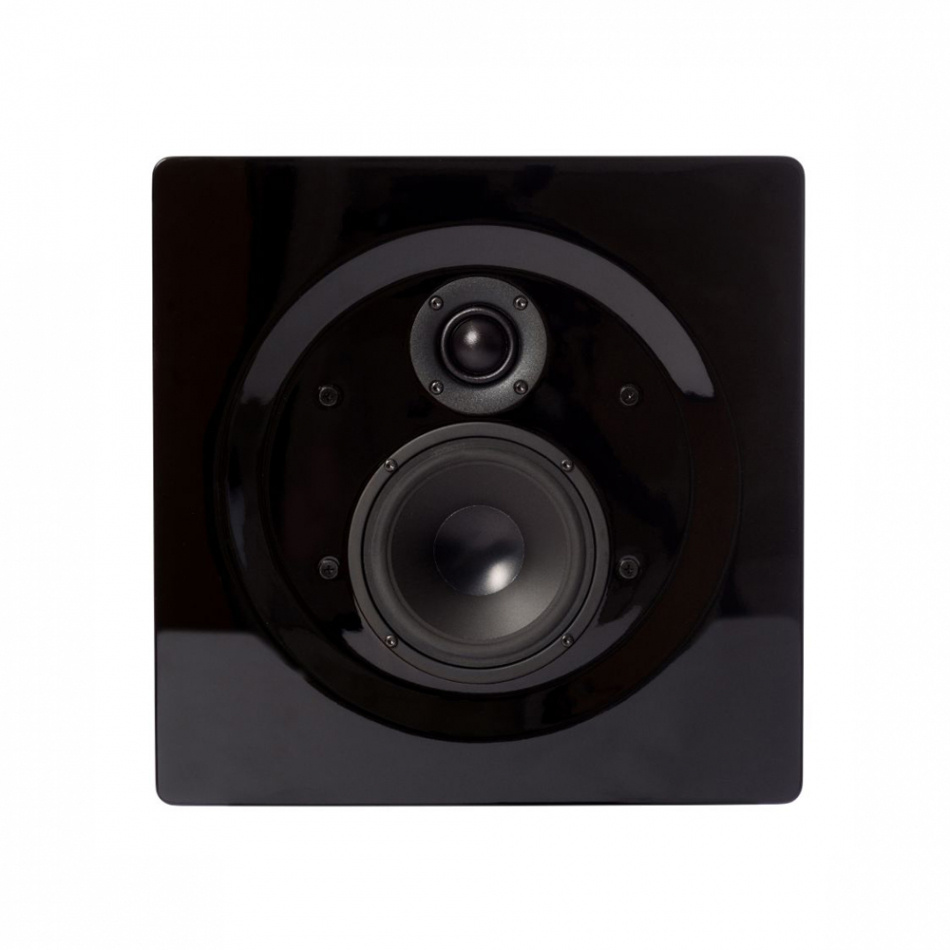 WiiM Amp & DLS Flatbox D-One svarte stereopakker vegghøyttalere