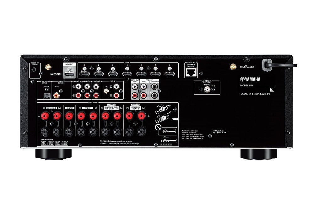 Yamaha RX-V6A & DLS Flatbox D-One hjemmekinopakke 5.0 pianohvit